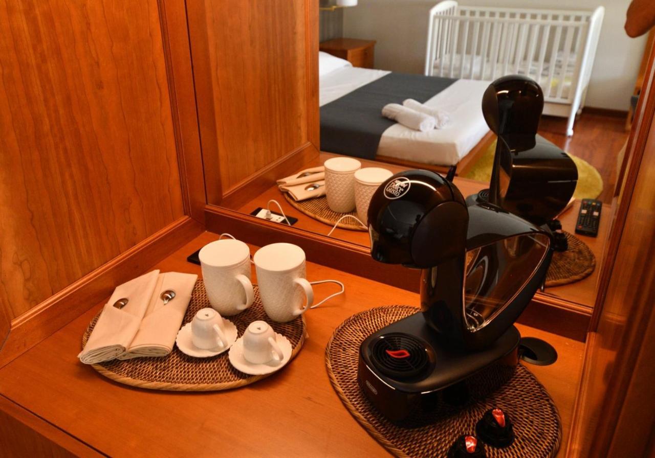 Le Cinema Bed and Breakfast Formia Exteriör bild