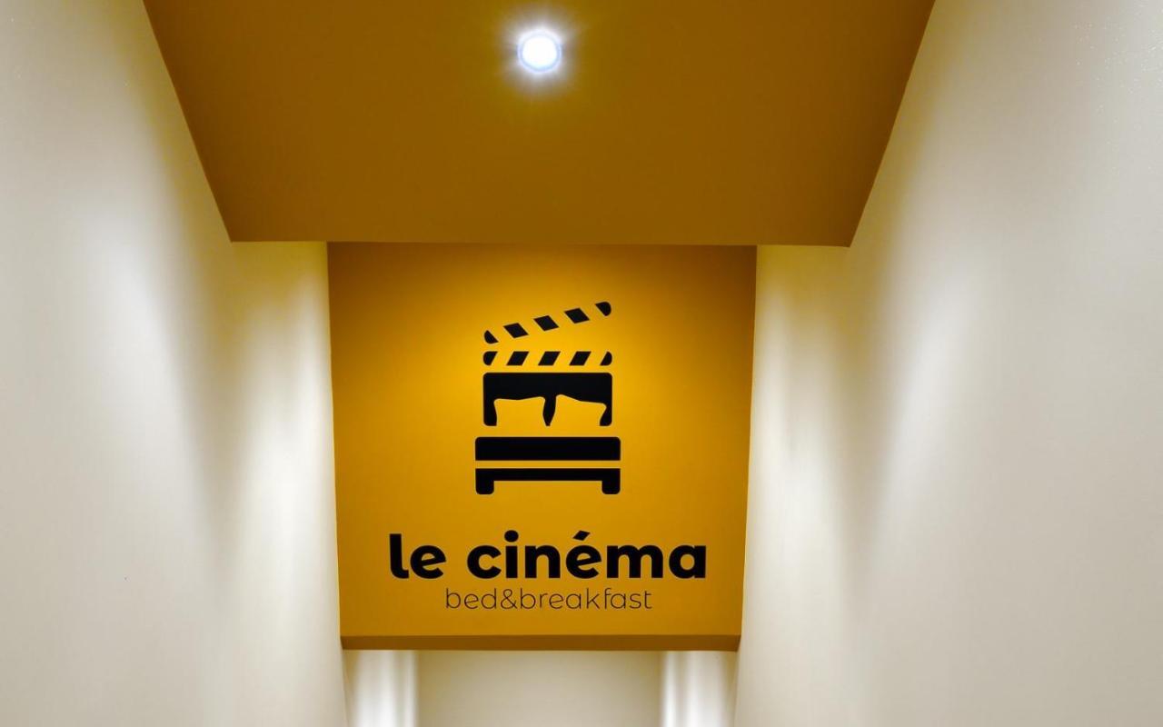 Le Cinema Bed and Breakfast Formia Exteriör bild
