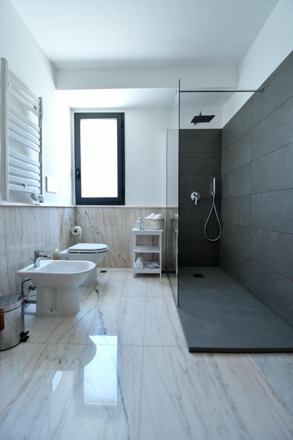 Le Cinema Bed and Breakfast Formia Exteriör bild