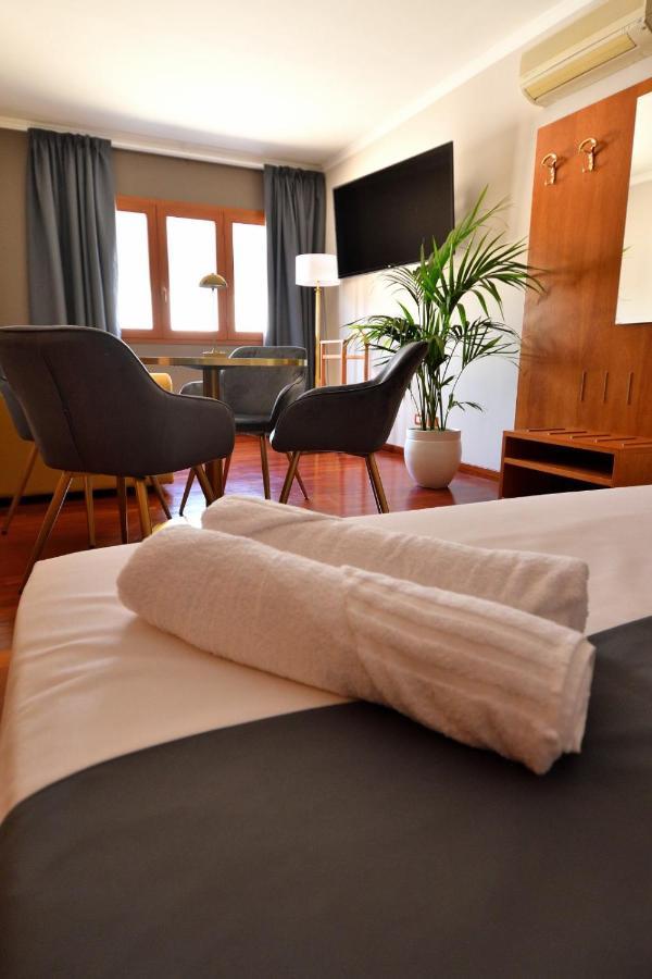 Le Cinema Bed and Breakfast Formia Exteriör bild