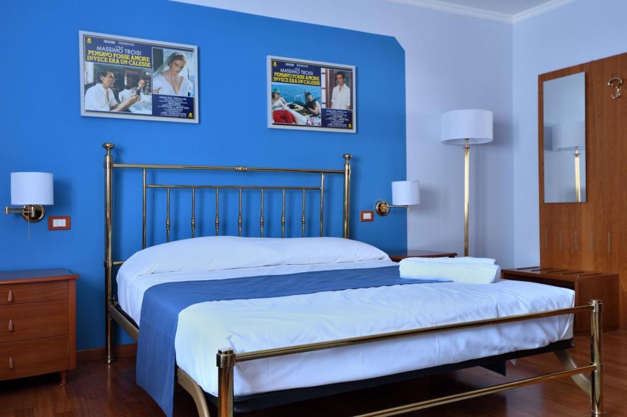 Le Cinema Bed and Breakfast Formia Exteriör bild