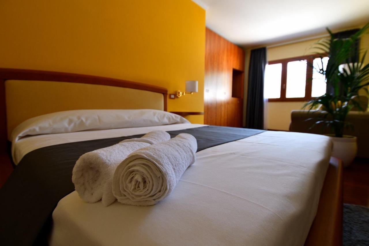 Le Cinema Bed and Breakfast Formia Exteriör bild