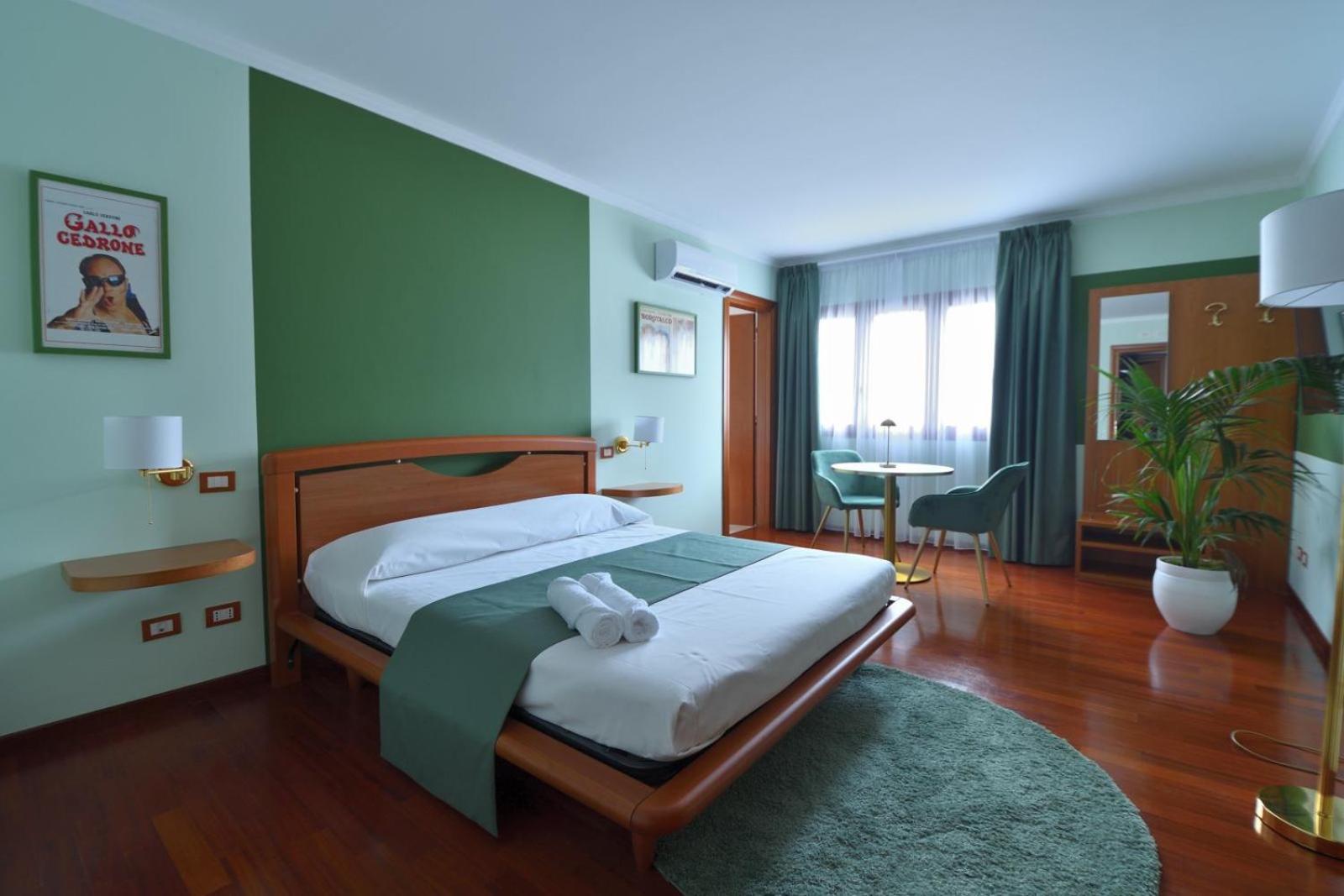 Le Cinema Bed and Breakfast Formia Exteriör bild